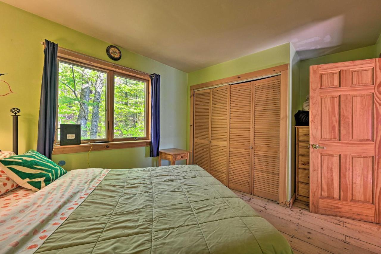 Remote Cabin With Fire Pit 3 Miles To Stowe Mtn! Exterior foto